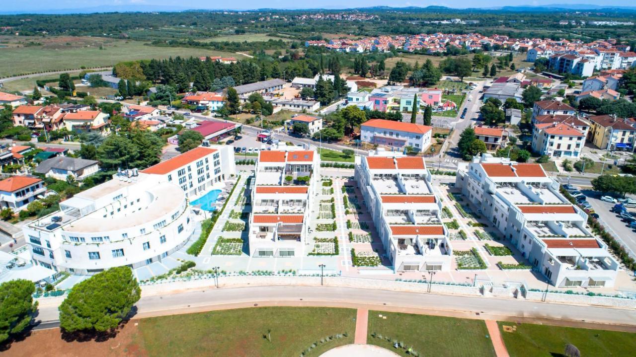 Supreme Studio Apartment Bijoux Umag Exterior foto