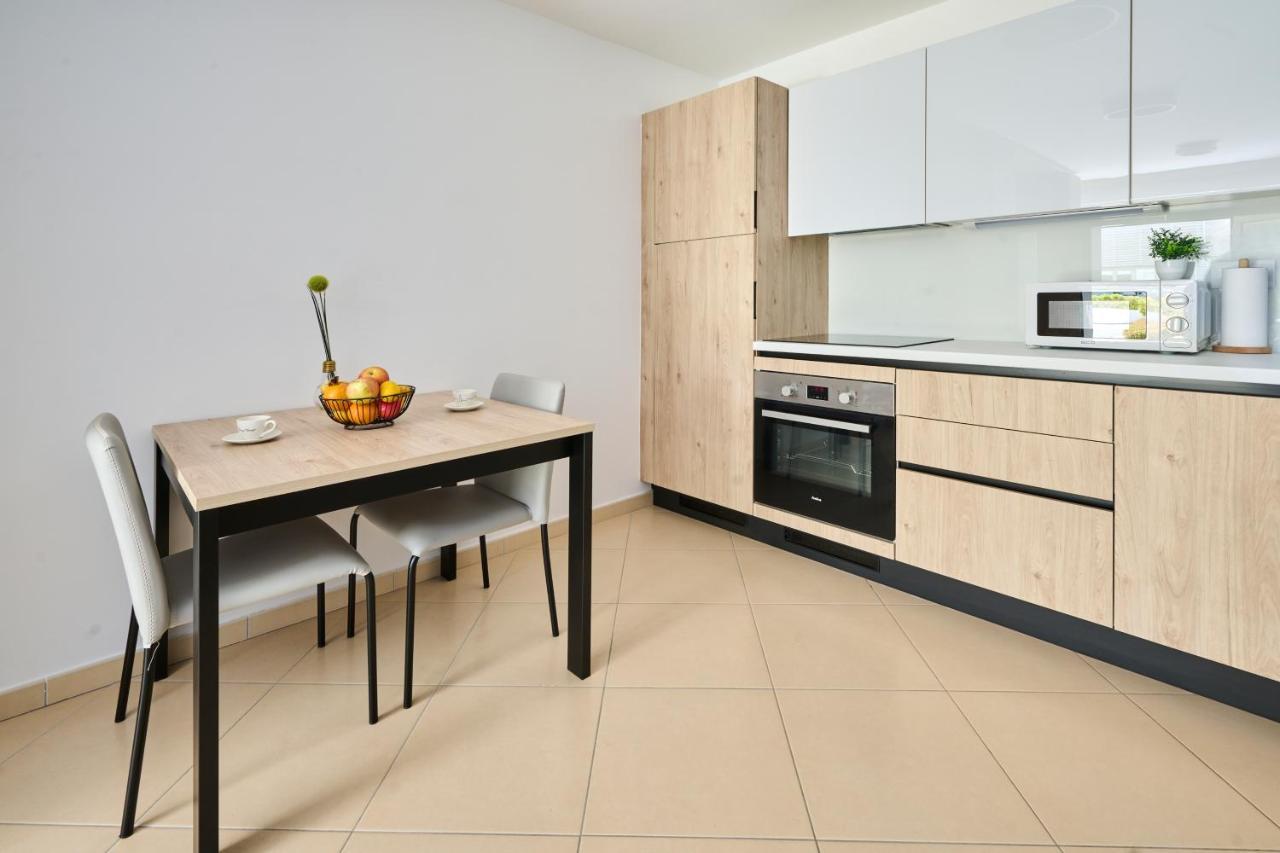 Supreme Studio Apartment Bijoux Umag Exterior foto